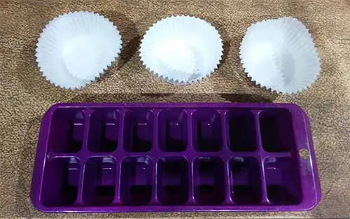 ice trays and cupcake moulds are perfect for DIY home made sawdust firestarters