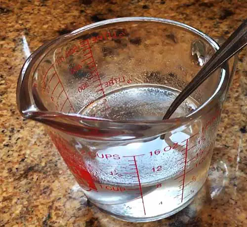 how to make homemade hand sanitizer mixing bowl